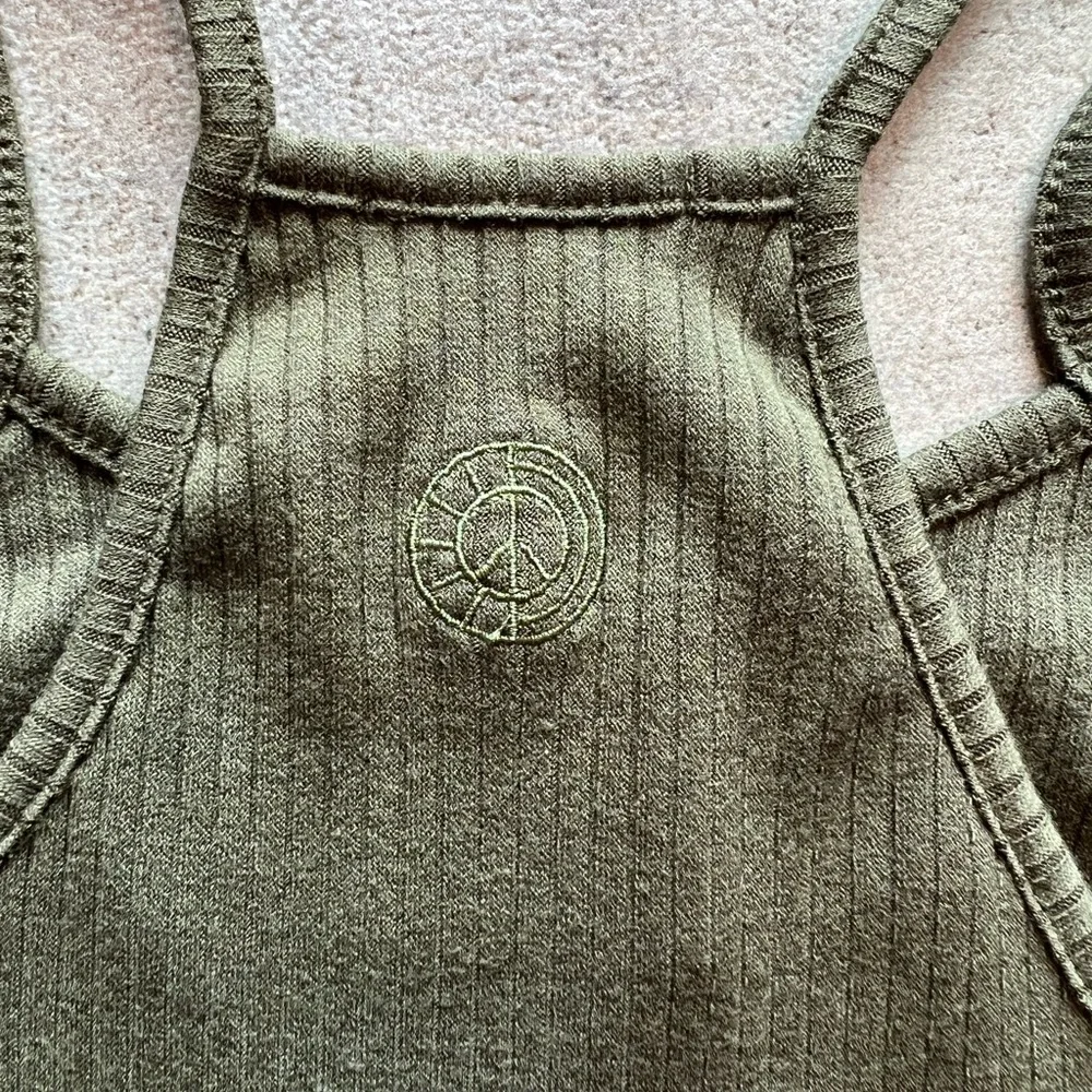 Earthbound spaghetti strap tank! - Picture 4 of 8